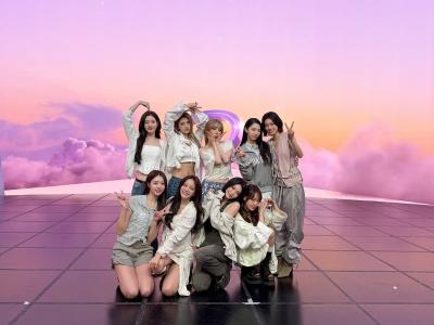 I.O.I Pecahkan Rekor Posisi No.1 Girl Group Terlama di Chart MelOnamp;nbsp; –