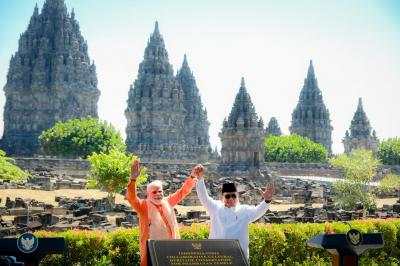 Kunjungan PM Modi ke Candi Prambanan, Menpar: Jadi Jembatan Pariwisata Budaya dan Spiritual Indonesia-India –