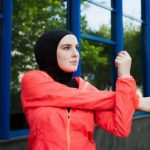 Rekomendasi Sport Hijab Merek Lokal yang Adem, Mulai Rp70 Ribuan! –