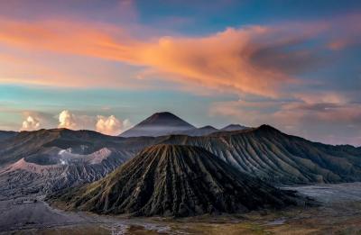 Punya Pesona Memikat, Ini Fakta Menarik Gunung Bromo yang Wajib Kamu Tahu! –